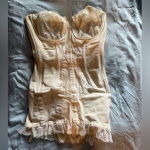 Corde de Paris Open Btm French Lace Girdle Corset. Vintage full length Girdle.